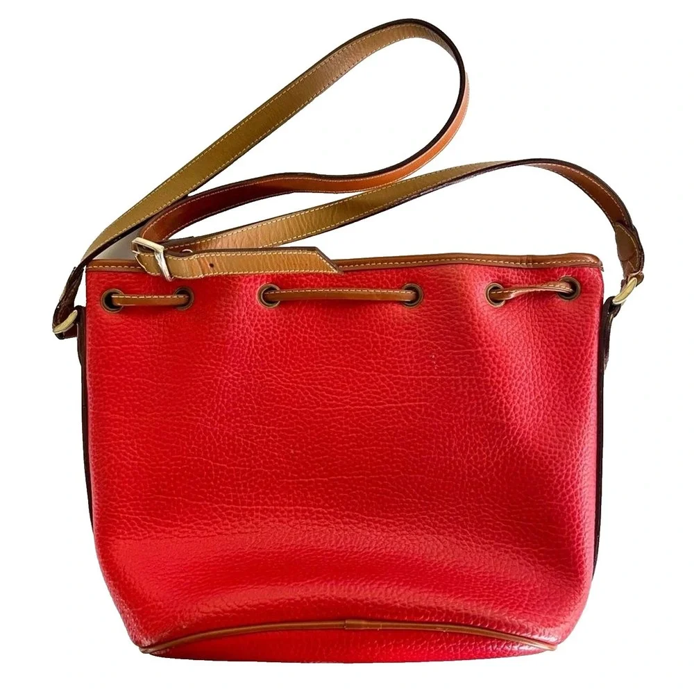 Braciano‎ Womens Red Drawstring Bucket Bag Tan Leather Trim Tassel Crossbody